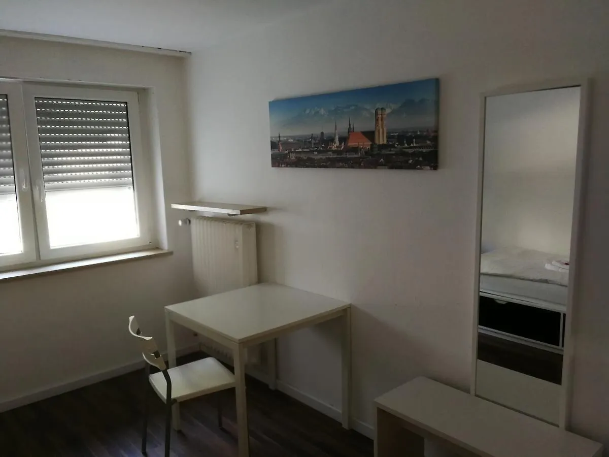 Boardinghouse Munchen-Laim Hotel 0*, Munich